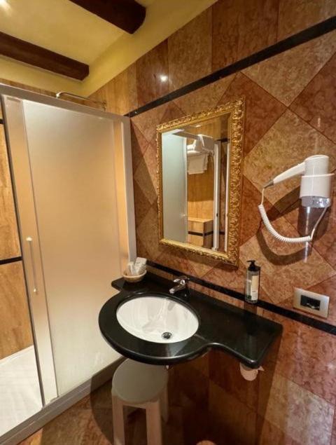 Ca' San Zaccaria Hotel Venice Exterior photo