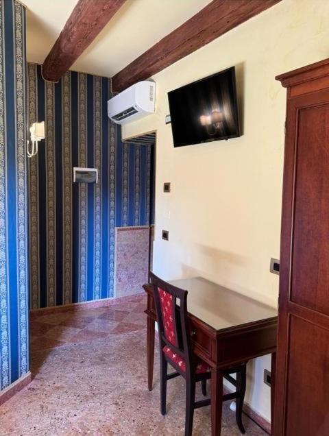 Ca' San Zaccaria Hotel Venice Exterior photo