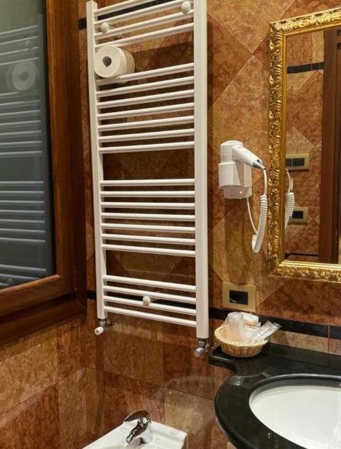 Ca' San Zaccaria Hotel Venice Exterior photo